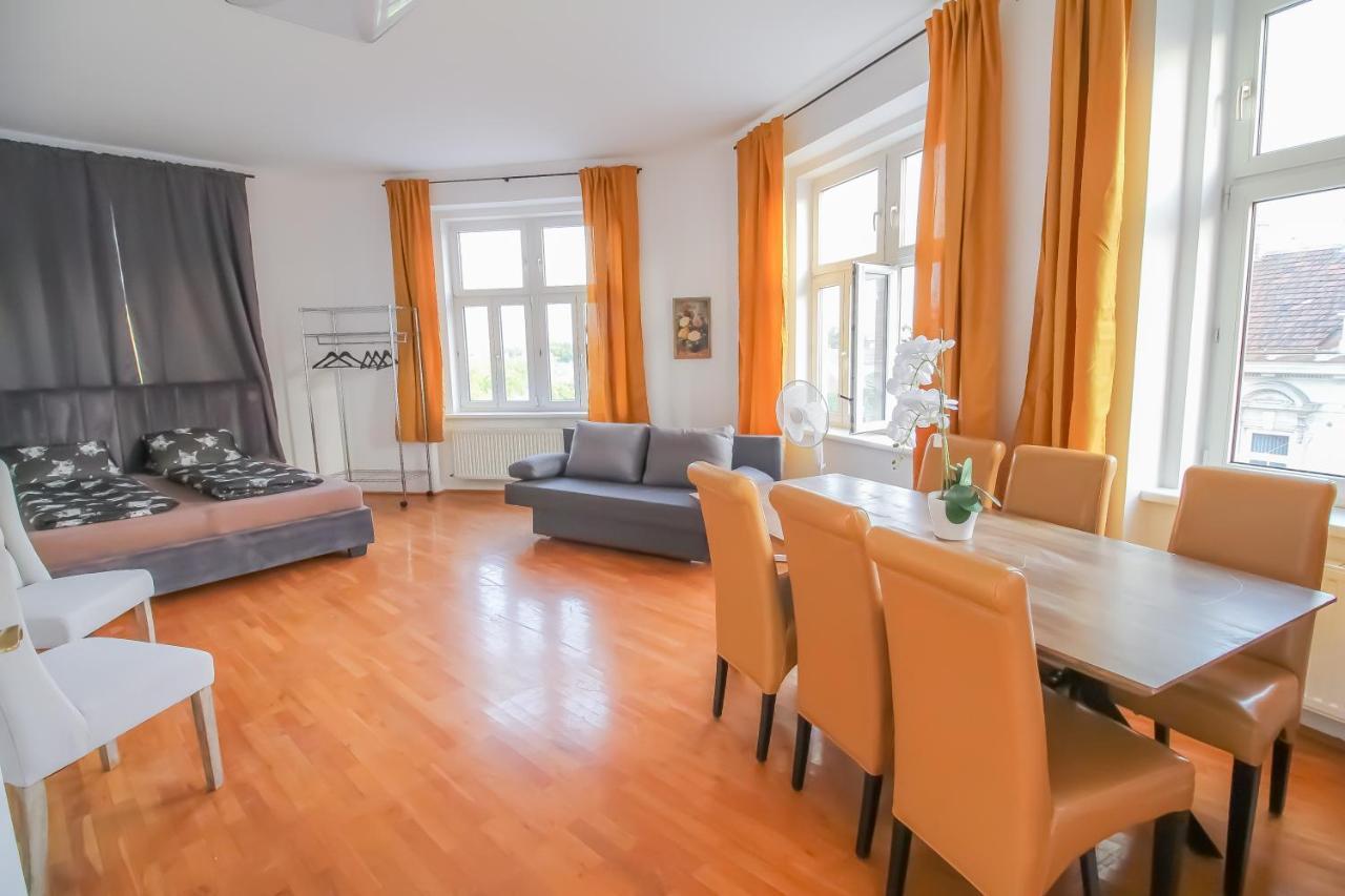 Family 3 Bedroom Apartment Lv7 Виена Екстериор снимка